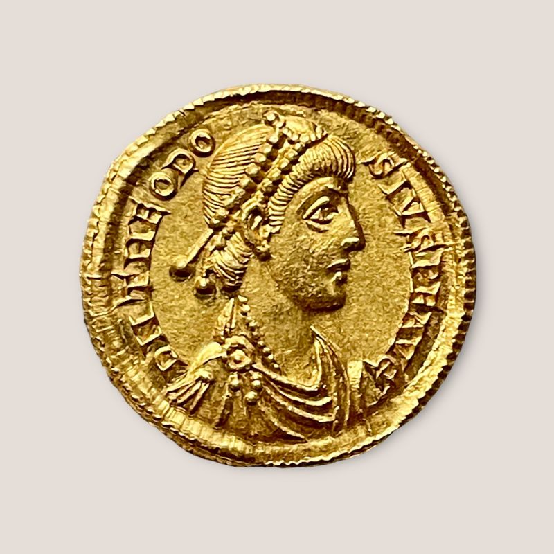 Roman Empire, Solidus of Theodosius I struck in Milan
